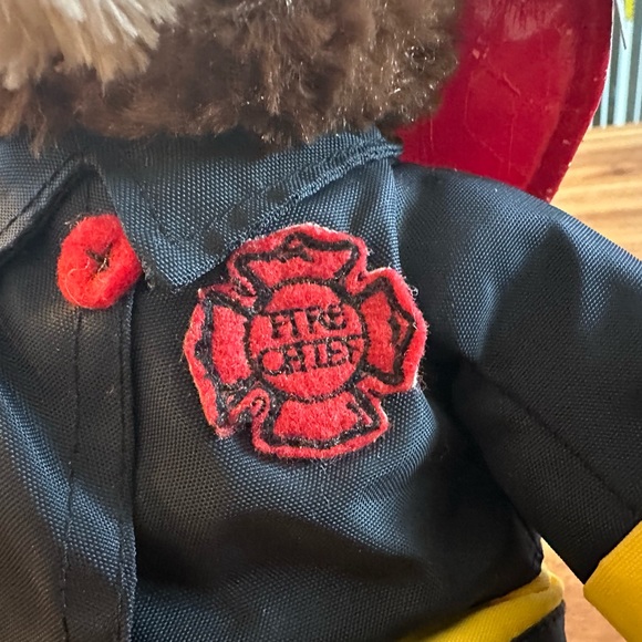 Fire Chief “Sparks” Gotta Getta Fund stuffed Bear| Has original tags - Picture 6 of 13